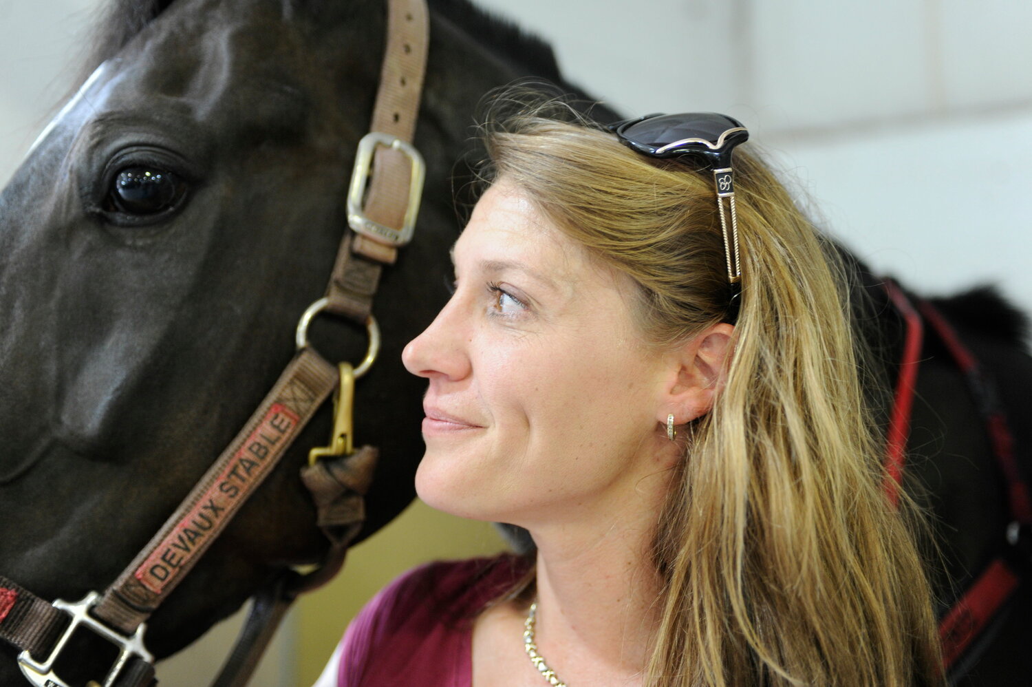 Nicole Regina hails from a long line of harness-racing relatives. Her folks, Dawn and Kenny DeVaux, are well known in the business, and she is the niece of noted driver Jimmy DeVaux.